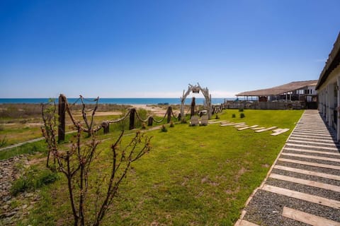 Day, Natural landscape, Garden, Sea view