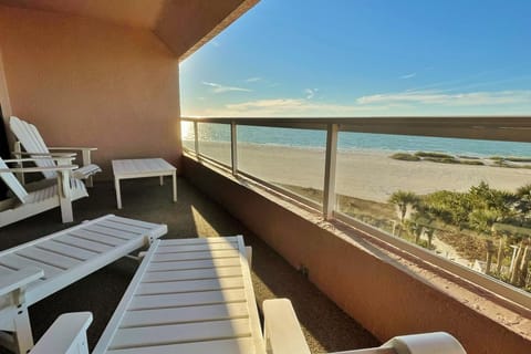 Crescent Beach Club II 5B House in Sand Key