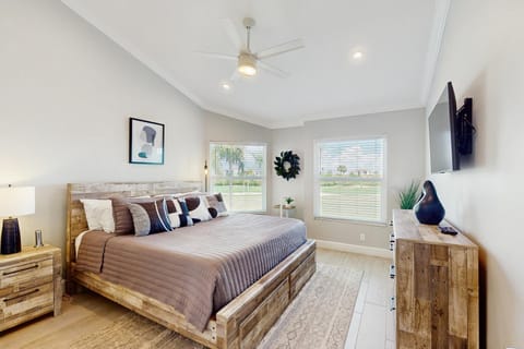 Vista Verde North 215 House in Isla del Sol