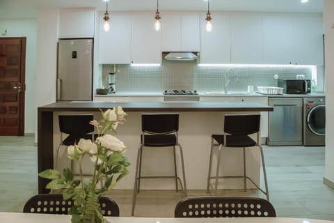 Kitchen or kitchenette, Dining area, microwave, oven, stove