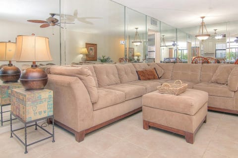 Belleair Sands 107 House in Belleair Beach