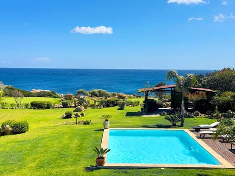 Garden, Garden view, Sea view, Swimming pool, sunbed