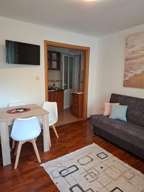 Apartmani Ljumović Budva Apartment in Budva