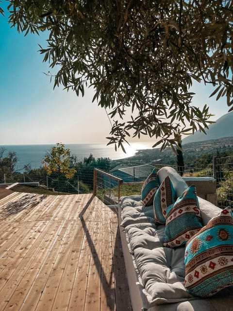 View (from property/room), Balcony/Terrace, Sea view
