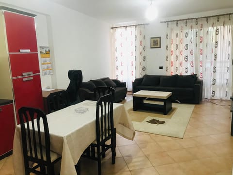Lounge or bar, Dining area