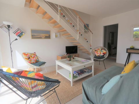 Duplex lumineux à Bénodet: plage et thalasso à pied, terrasse, parking et abri vélo inclus - FR-1-481-117 Apartment in Bénodet