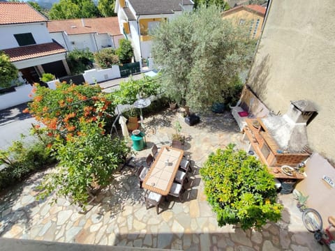 Property building, Patio, Spring, Day, Garden, View (from property/room), Garden view, Garden view