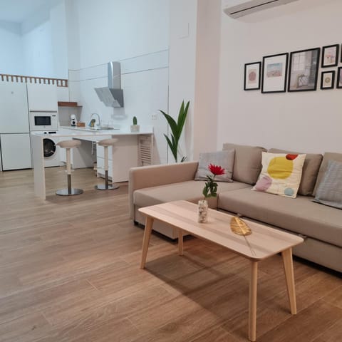 Kitchen or kitchenette, Living room, Dining area, Communal kitchen