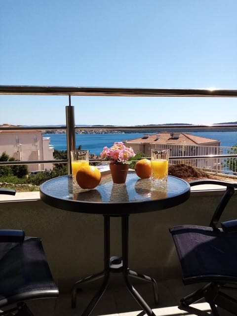 Balcony/Terrace, Garden view, Sea view