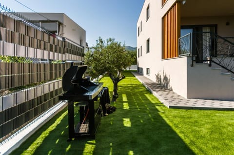 Royal Villa - Luxury Apartment Villa in Šibenik-Knin County, Croatia