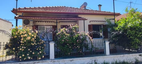 AUTHENTIC HOUSE STRATONI CHALKIDIKI GREECE 6P SEAVIEW House in Halkidiki