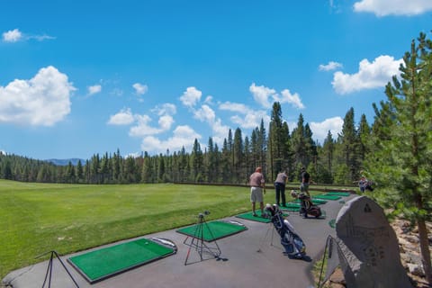 Snowpeak Oasis House in Truckee