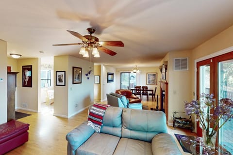 Highland Oasis House in Russian River