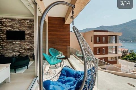 Balcony/Terrace, Balcony/Terrace