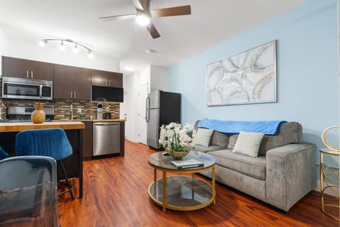 The Pearl Beachside Apartments on Hollywood Beach Apartment in Hollywood Beach