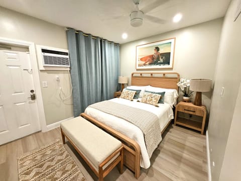 The Pearl Beachside Apartments on Hollywood Beach Apartment in Hollywood Beach