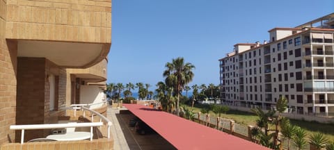 Balcony/Terrace, Street view