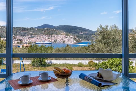 Day, Natural landscape, Balcony/Terrace, City view, Sea view