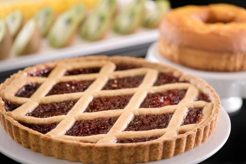 Breakfast, Breakfast, Continental breakfast, Continental breakfast, Italian breakfast, Italian breakfast, English/Irish breakfast, English/Irish breakfast