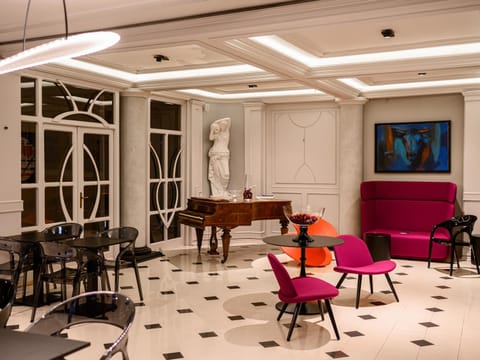 Lobby or reception, Lounge or bar