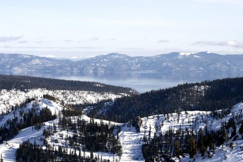 Resort at Squaw Creek's 556, 558, & 560 Apartment in Palisades Tahoe (Olympic Valley)
