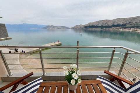 Apartments Barbalic Beach Bed and Breakfast in Lika-Senj County