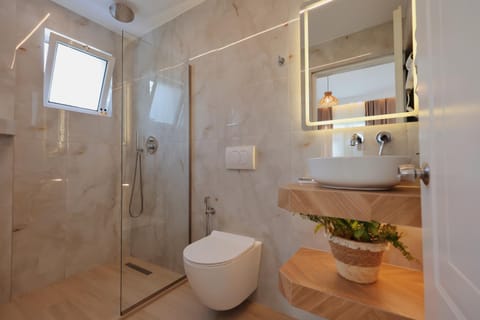 Villa Shafeti Bed and Breakfast in Ksamil