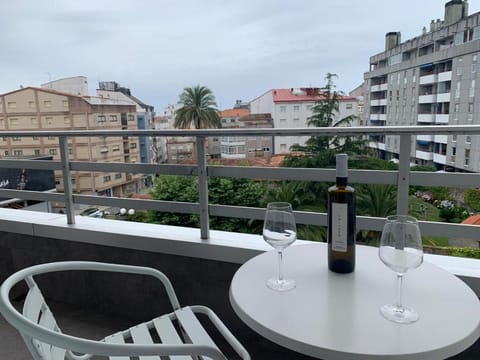 Balcony/Terrace, Street view