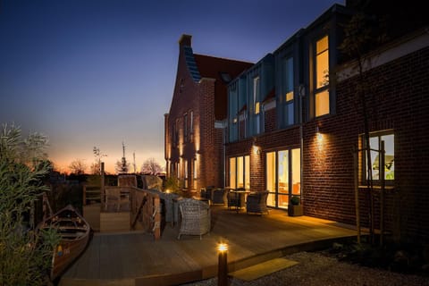 Property building, Sunset