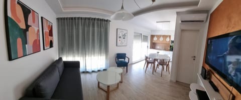 Living room, Dining area, kitchen