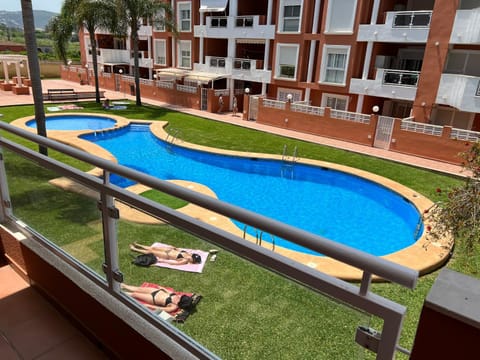 Property building, Pool view
