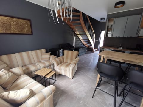 Living room, Seating area, Dining area