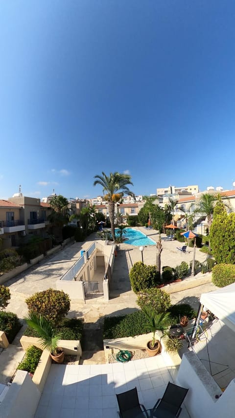Neighbourhood, Pool view, Swimming pool