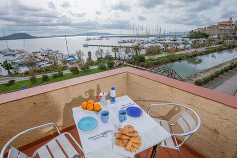 Affitti Brevi Toscana - La Vista sul Porto Apartment in Talamone