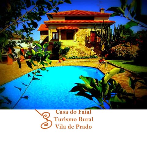 Property building, Spring, Day, Property logo or sign, Garden, Logo/Certificate/Sign, Garden view, Pool view, Swimming pool, Parking, flat iron, sunbed