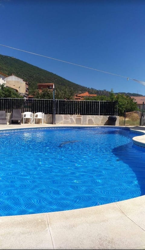 Natural landscape, Mountain view, Pool view, Swimming pool, sunbed