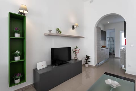 Four Bedroom Typical Maltese Townhouse - One Minute Away From The Seafront House in Sliema