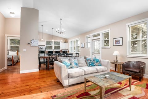 Pacific Star House in Lincoln City