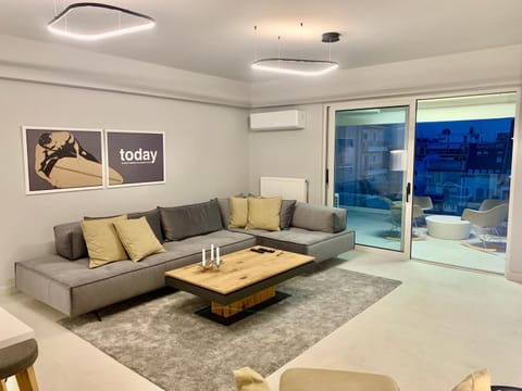 Balcony/Terrace, Living room