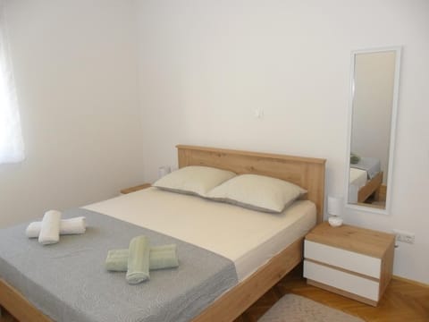 APARTMAN LJUBICA Apartment in Trogir