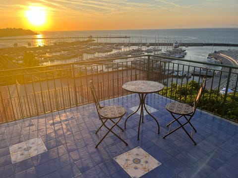 Balcony/Terrace, Sea view, Sunset