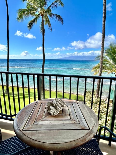 Natural landscape, Balcony/Terrace, Beach, Sea view