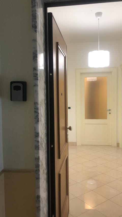 maison flores deluxe Apartment in Bari