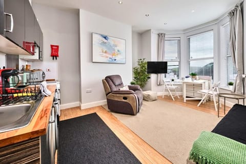 Modern Dog-Friendly Apt Beside Beach- West Beach 1 Apartment in Portrush