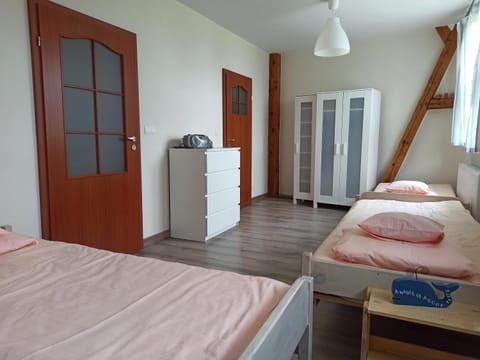 Dom Gościnny Przy Jeziorze Vacation rental in Pomeranian Voivodeship