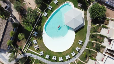 Day, Natural landscape, Bird's eye view, View (from property/room), Pool view, Pool view, Swimming pool, Swimming pool, Swimming pool, Inner courtyard view, sunbed