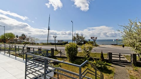 Spring, Day, Neighbourhood, Natural landscape, Sea view