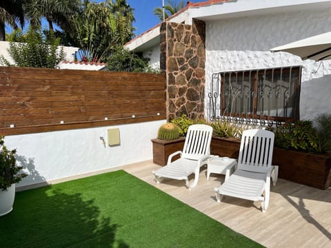 Patio, Garden view