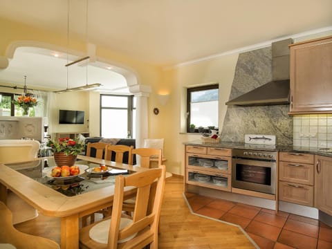 Ladinger, Landhaus Apartment in Salzburgerland