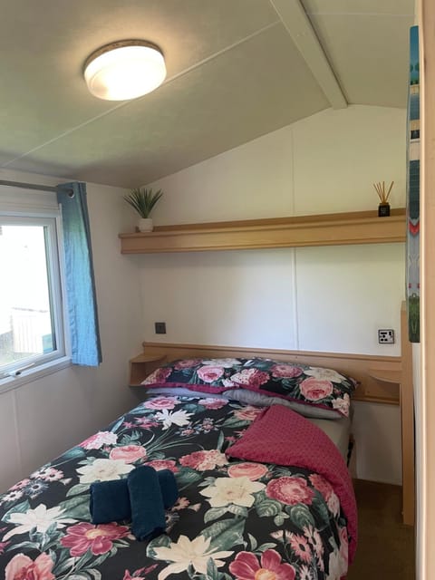 95 Newquay bay Resort Dog friendly Campground/
RV Resort in England